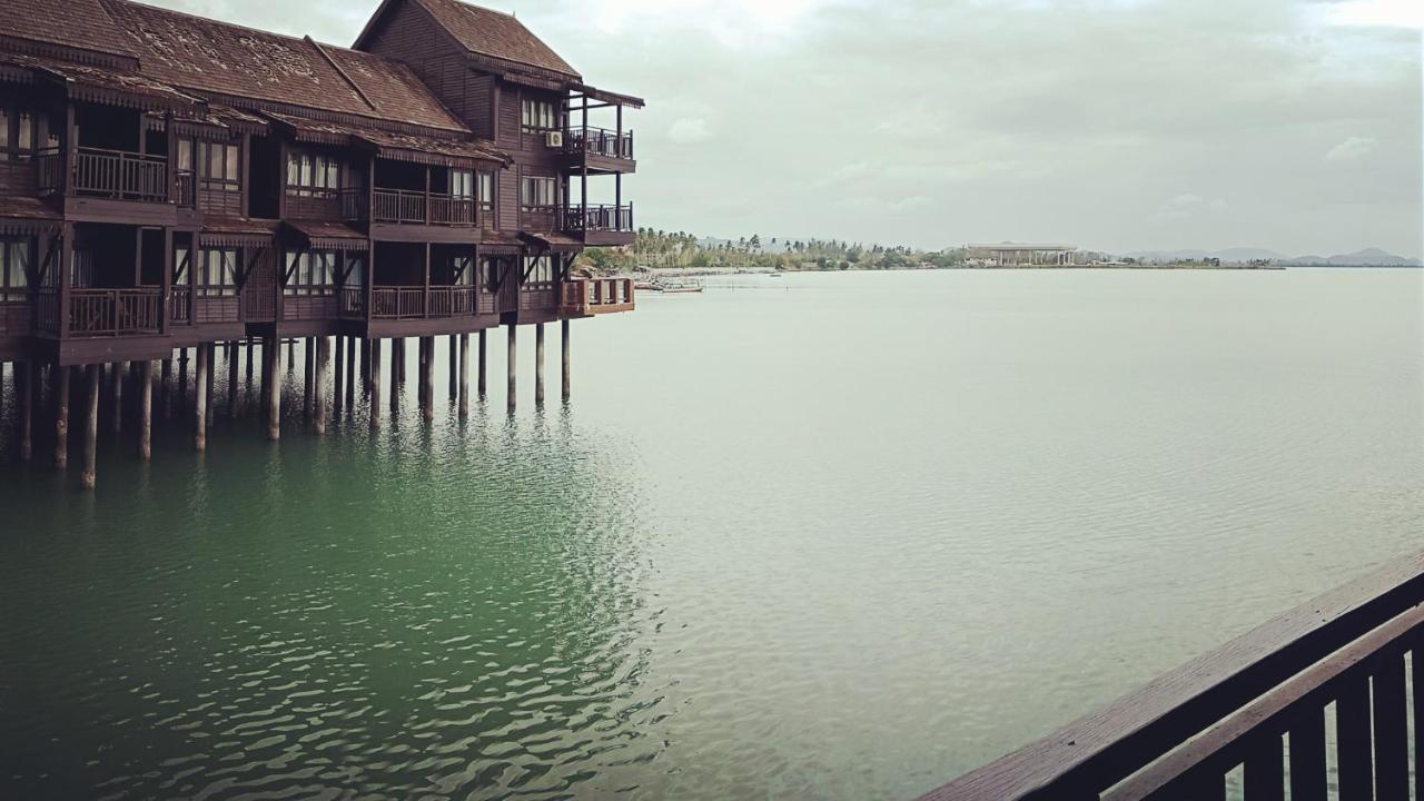 The Lagoon Water Resort Pantai Cenang  Exterior photo