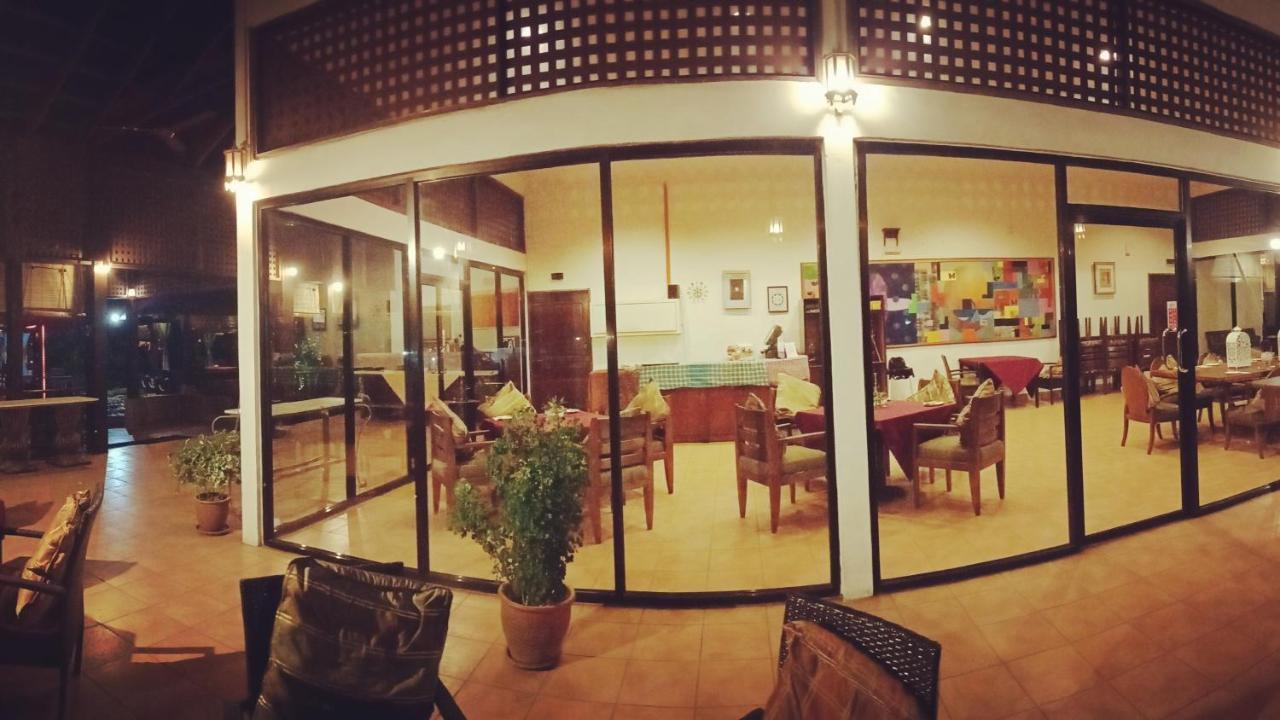 The Lagoon Water Resort Pantai Cenang  Exterior photo