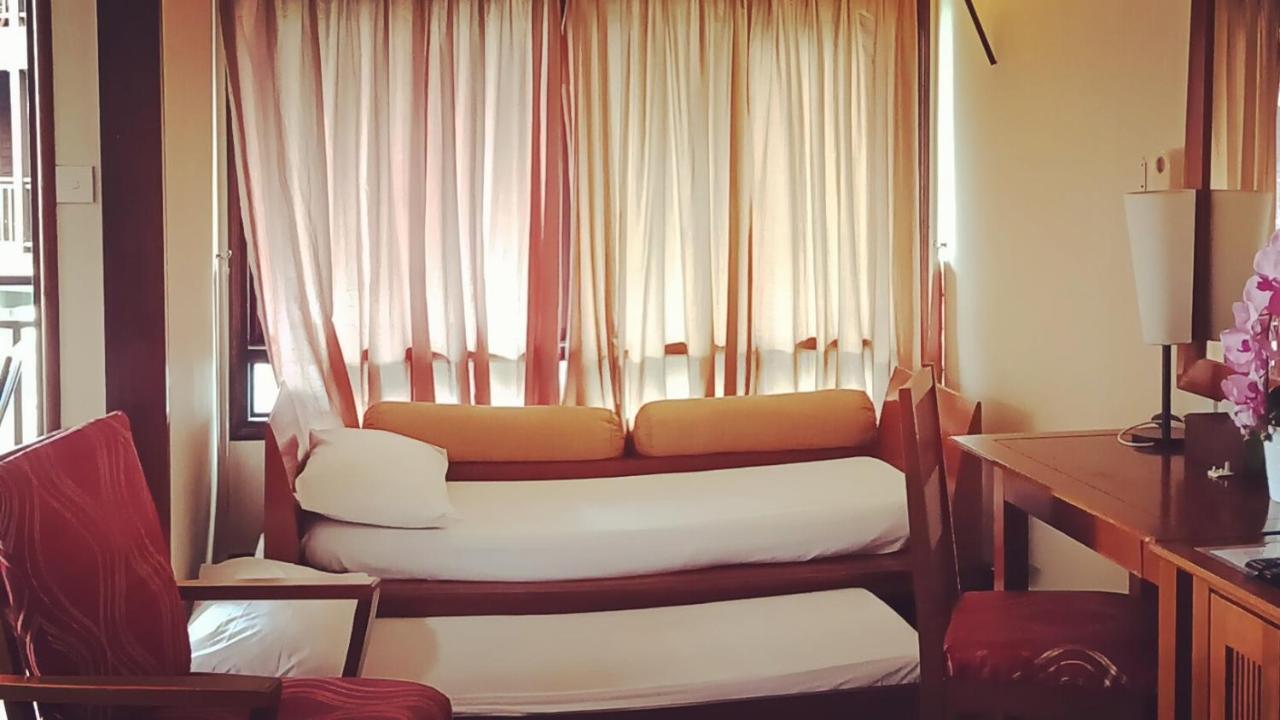 The Lagoon Water Resort Pantai Cenang  Exterior photo